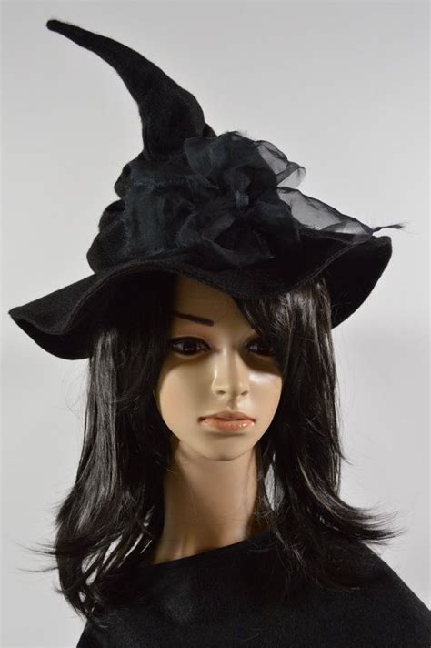 Sloucyh witch hat